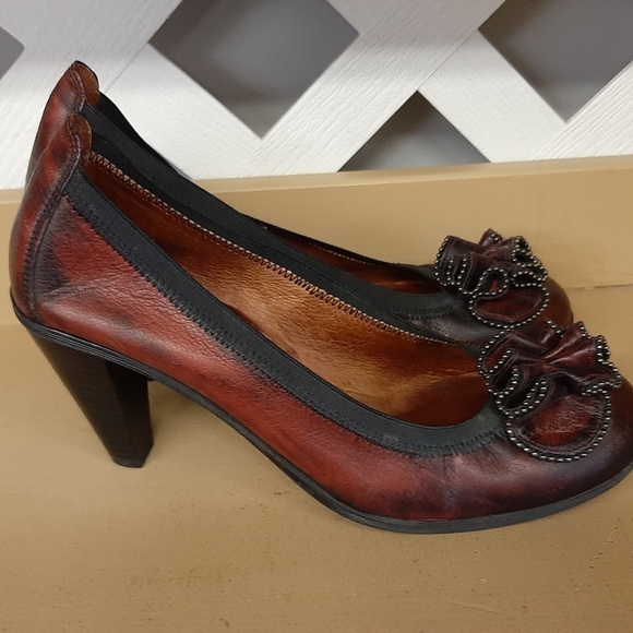 Hispanitas Leather Shoes - Picture 3 of 5